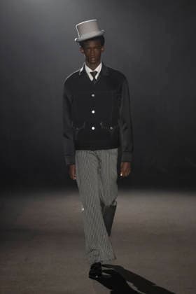 Junya Watanabe MAN Fashion Show Men Ready to Wear Fall Winter 2026 2027 Collection , during Paris Fashion Week, on January 23, 2026 Junya Watanabe MAN Fashion Show Men Ready to Wear Fall Winter 2026 2027 Collection , during Paris Fashion Week, on January 23, 2026 Paris France  Copyright: xAgencex xBestimagexAgencex xBestimagex