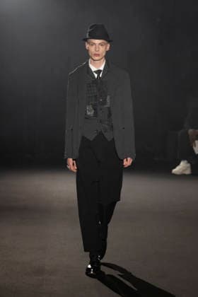 Junya Watanabe MAN Fashion Show Men Ready to Wear Fall Winter 2026 2027 Collection , during Paris Fashion Week, on January 23, 2026 Junya Watanabe MAN Fashion Show Men Ready to Wear Fall Winter 2026 2027 Collection , during Paris Fashion Week, on January 23, 2026 Paris France  Copyright: xAgencex xBestimagexAgencex xBestimagex