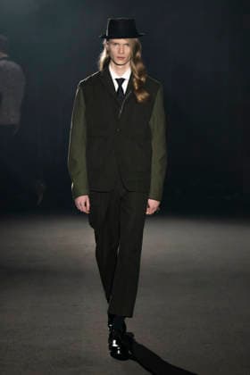 Junya Watanabe MAN Fashion Show Men Ready to Wear Fall Winter 2026 2027 Collection , during Paris Fashion Week, on January 23, 2026 Junya Watanabe MAN Fashion Show Men Ready to Wear Fall Winter 2026 2027 Collection , during Paris Fashion Week, on January 23, 2026 Paris France  Copyright: xAgencex xBestimagexAgencex xBestimagex