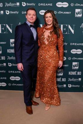 Vixen Awards 2025 Oslo, Norway 20260123 Sara Emilie Tandberg on the right with her boyfriend Vegard arrives on the red carpet for the presentation of the Vixen Awards 2025 at the Radisson Blu Plaza Hotel in Oslo on Friday Photo Fredrik Varfjell NTB Oslo Norway EXi4wGQ6MVQ EDITORIAL USE ONLY Ref ENTEXi4wGQ6MVQ jpg  Copyright: xFredrikxVarfjellx xNTBx