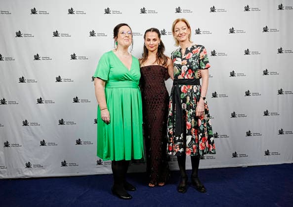 GÖTEBORG, SWEDEN 20260123 Festival CEO Mirja Wester, actress Alicia Vikander, festival artistic director Pia Lundberg arrive at the opening of the Gothenburg Film Festival at the Draken cinema GÖTEBORG, SWEDEN x9200x  Copyright: xBjörnxLarssonxRosvall TTx GÖTEBORGS FILMFESTIVAL 2026 J3MMN-hqLaU
