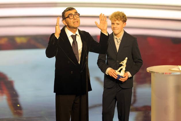 Bavarian Film Award 2025 Director Fatih Akin and Amrum leading actor Jasper Billerbeck during the acceptance speech for their win in the Best Film category Presentation of the 47 Bavarian Film Award on 23 01 2026 at the Prinzregententheater in Munich Bavaria, Germany The Bavarian Film Award has been presented by the Bavar