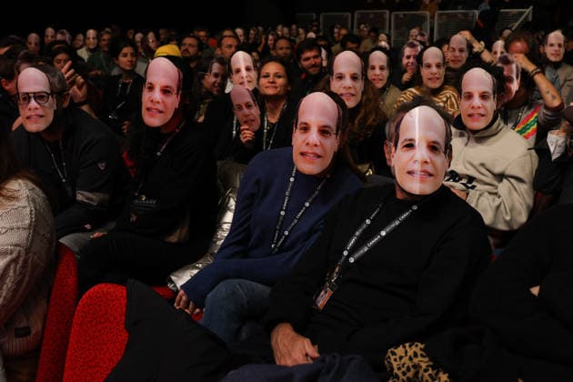 29eme Festival International du Film de Comedie de lAlpe d Huez 2026 International Alpe d Huez Comedy Film Festival Le public porte des masques Laurent Lafitte 452458 2026 01 23 Alpe d Huez France  Copyright: xIsabellexVautierx xStarfacex STAR_452458_112