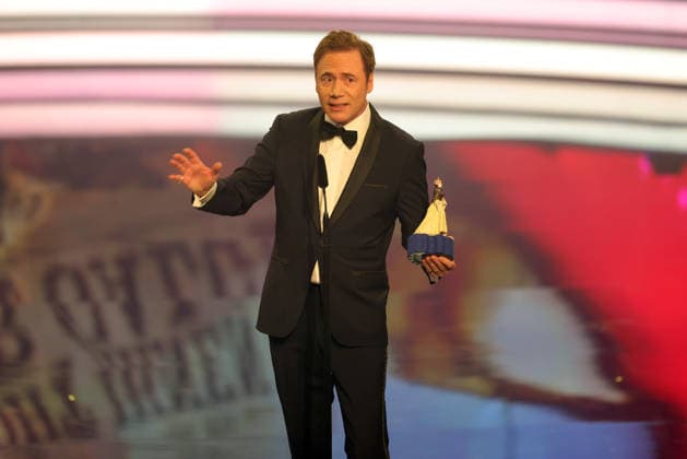 Bavarian Film Award 2025 Michael Bully Herbig with his Pierrot in his hand during his acceptance speech for his award for the most successful film Das Kanu des Manitu Presentation of the 47 Bavarian Film Award on 23 01 2026 at the Prinzregententheater in Munich Bavaria, Germany The Bavarian Film Award has