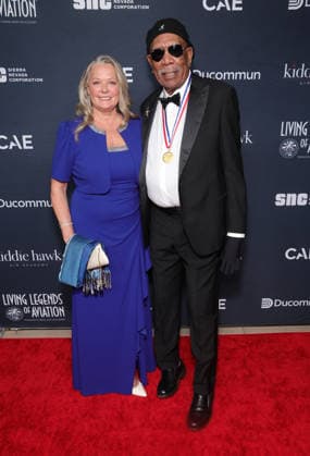 23 January 2026 - Los Angeles, California -Linda Keena, Morgan Freeman. The 23rd Annual Living Legends Of Aviation Awards held at The Beverly Hilton l in Los Angeles. Los Angeles USA - ZUMAa123 20260123_zaa_a123_074 Copyright: xADx