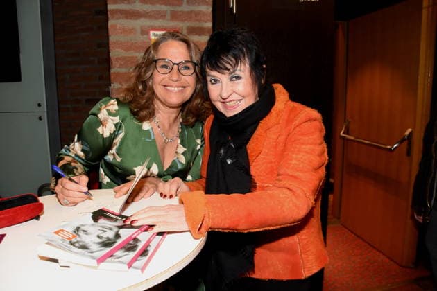 Marie Theres Relin actress author singer Uschi Ackermann Kaefer widow Munich 23 01 2026 Lach und Schiessgesellschaft, Fat Cat, former Gasteig, Marie Theres Relin presents her book Yes, We Schell about her mother Maria Schell, occasion for the 100th birthday of Maria Schell actress photo Munich