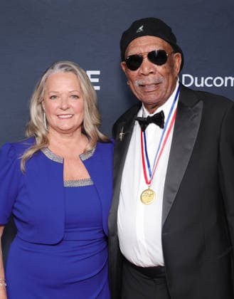 23rd Annual Living Legends of Aviation Awards at the The Beverly Hilton Featuring: Linda Keena, Morgan Freeman Where: Los Angeles, California, United States When: 23 Jan 2026 Credit: Faye s Vision Cover Images EDITORIAL USE ONLY. NOT FOR USE BY NEWSPAPERS BASED IN THE UK. Copyright: xx coverimg55407636