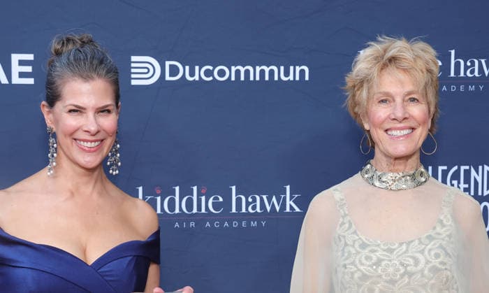 23rd Annual Living Legends of Aviation Awards at the The Beverly Hilton Featuring: Michelle Rouch, Mimi Stuart Where: Los Angeles, California, United States When: 23 Jan 2026 Credit: Faye s Vision Cover Images EDITORIAL USE ONLY. NOT FOR USE BY NEWSPAPERS BASED IN THE UK. Copyright: xx coverimg55407543
