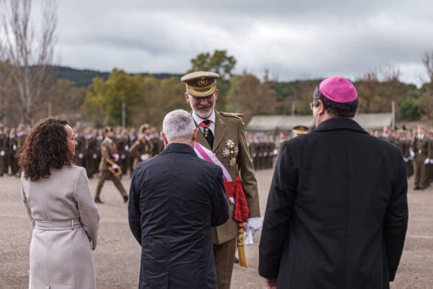 The King presides over the swearing in of the flag of the military troops of the Spanish Army in Cáceres King Felipe VI attends the oath before the flag of the military troops of the Spanish Army, at the Centro de Formación de Tropa Cefot nº 1, Santa Ana barracks, on January 24, 2026, in Cáceres, Extremadura Spain The Troop Training Center No. 1 CEFOT 1 is a military training center of the Spanish Army located in the vicinity of the Spanish city of Cáceres It is one of the two Troop Training Centers soldier, corporal and lance corporal in Spain along with the Troop Training Center No. 2, located in San Fernando Cadiz 24 JANUARY 2026 LAND ARMY FLAG SWEARING Caceres, Extremadura Caceres, Extremadura Spain  Copyright: xJavierxCintasx 7241086
