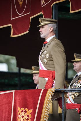 The King presides over the swearing in of the flag of the military troops of the Spanish Army in Cáceres King Felipe VI attends the oath before the flag of the military troops of the Spanish Army, at the Centro de Formación de Tropa Cefot nº 1, Santa Ana barracks, on January 24, 2026, in Cáceres, Extremadura Spain The Troop Training Center No. 1 CEFOT 1 is a military training center of the Spanish Army located in the vicinity of the Spanish city of Cáceres It is one of the two Troop Training Centers soldier, corporal and lance corporal in Spain along with the Troop Training Center No. 2, located in San Fernando Cadiz 24 JANUARY 2026 LAND ARMY FLAG SWEARING Caceres, Extremadura Caceres, Extremadura Spain  Copyright: xJavierxCintasx 7241090