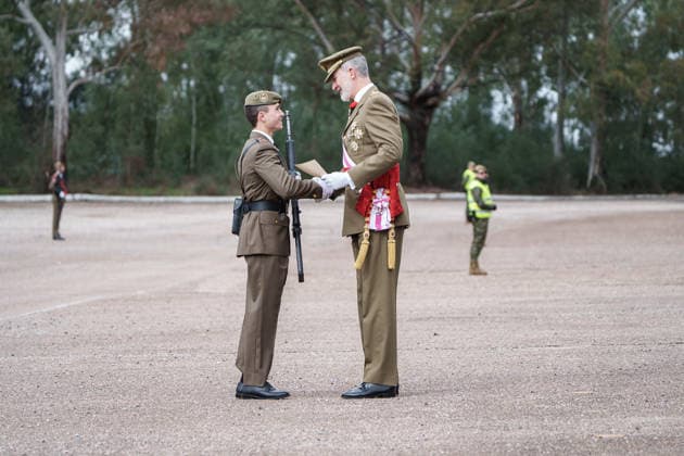 The King presides over the swearing in of the flag of the military troops of the Spanish Army in Cáceres King Felipe VI attends the oath before the flag of the military troops of the Spanish Army, at the Centro de Formación de Tropa Cefot nº 1, Santa Ana barracks, on January 24, 2026, in Cáceres, Extremadura Spain The Troop Training Center No. 1 CEFOT 1 is a military training center of the Spanish Army located in the vicinity of the Spanish city of Cáceres It is one of the two Troop Training Centers soldier, corporal and lance corporal in Spain along with the Troop Training Center No. 2, located in San Fernando Cadiz 24 JANUARY 2026 LAND ARMY FLAG SWEARING Caceres, Extremadura Caceres, Extremadura Spain  Copyright: xJavierxCintasx 7241092