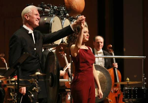 January 24, 2026, Hong Kong, China: In Hong Kong, at the City Hall Concert Hall, Conductor of the Hong Kong Sinfonietta, Christoph Poppen gestures with Polish percussionist Marianna Bednarska in respond to the cheering audience after completed Bednarska s debut concert in Hong Kong performing Peter Eotvos THE SPEAKING DRUMS.Jan-24,2026Hong Kong.ZUMA Hong Kong China - ZUMAl137 20260124_fap_l137_001 Copyright: xLiauxChung-renx