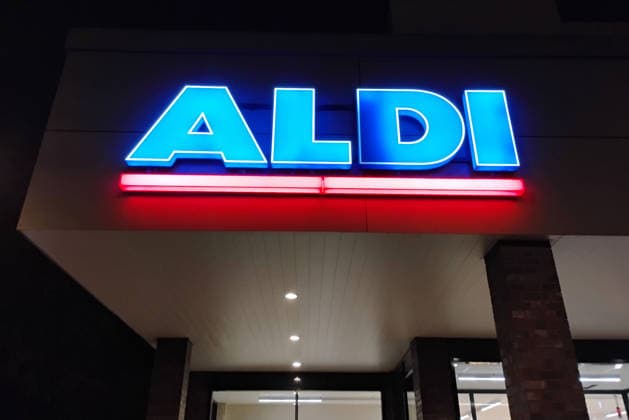 Aldi Logo Lebensmittel-Discounter Aldi Logo *** Aldi Logo Food Discounter Aldi Logo 