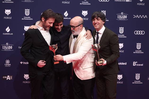 Photocall of award winners at the Feroz Awards 2026 Screenwriters Diego San José, Daniel Castro and Fernando Delgado Hierro and actor Javier Cámara pose with the awards they have won for Jakarta on the red carpet of the award winners at the Feroz Awards 2026, at the Pazo da Cultura, on January 24, 2026, in Pontevedra, Galicia Spain The Feroz Awards are presented annually by the Asociación de Informadores Cinematográficos de Espana since 2014, with the aim of highlighting the best of the years audiovisual production, both in film and television 24 JANUARY 2026 Pontevedra Galicia Pontevedra Galicia Galicia Spain.  Copyright: xEduardoxParrax 7242470