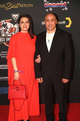 Presentation of the Honorary Award of the Berlin Press Ball for Press and Freedom of Expression Berlin, 24 01 2026 Arthur Abraham with his wife Lusya Hovhannisyan at the presentation of the Honorary Award of the Berlin Press Ball for Press and Freedom of Expression at the Hotel JW Marriott in Berlin Berlin Copyright: xMatthiasxGränzdörferx