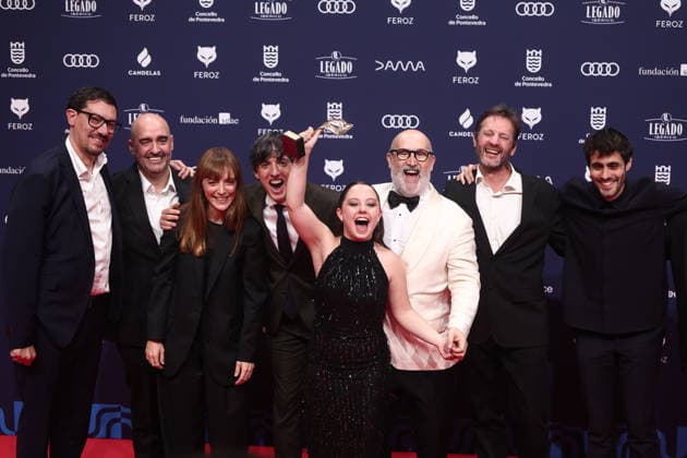 Photocall of winners at the Feroz Awards 2026 The Jakarta team poses with the Drama Series Award for on the red carpet of the winners at the Feroz Awards 2026, at the Pazo da Cultura, on January 24, 2026, in Pontevedra, Galicia Spain The Feroz Awards are presented annually by the Asociación de Informadores Cinematográficos de Espana since 2014, with the aim of highlighting the best of the years audiovisual production, both in film and television 24 JANUARY 2026 Pontevedra Galicia Pontevedra Galicia Galicia Espana  Copyright: xEduardoxParrax 7242524
