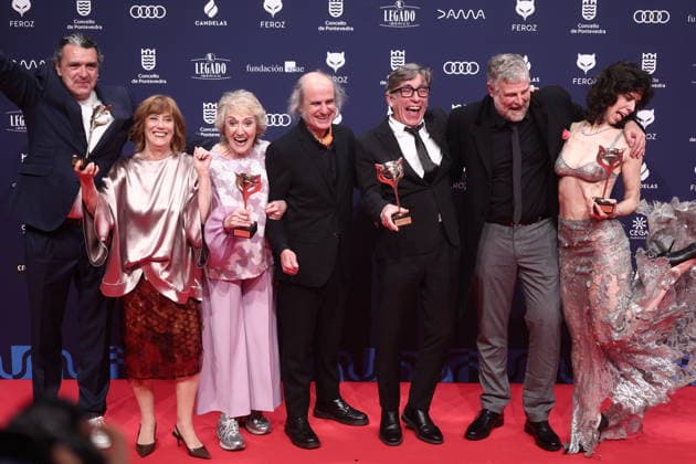 Photocall of winners at the Feroz Awards 2026 The Poquita fe team poses with the awards they have won on the red carpet of the winners at the Feroz Awards 2026, at the Pazo da Cultura, on January 24, 2026, in Pontevedra, Galicia Spain The Feroz Awards are presented annually by the Spanish Association of Cinematographic Informers since 2014, with the aim of highlighting the best of the years audiovisual production, both in film and television 24 JANUARY 2026 Pontevedra Galicia Pontevedra Galicia Galicia Spain  Copyright: xEduardoxParrax 7242600