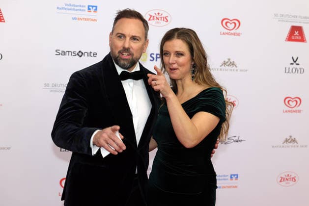 German Film Ball 2026 Steven Gätjen and Nina Eichinger on the red carpet 50 German Film Ball 2026 on 24 01 2026 at the Hotel Bayerischer Hof in Munich Bavaria, Germany