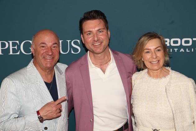 HALLANDALE, FLORIDA - JANUARY 24: Kevin O Leary and Linda O Leary attends the Pegasus World Cup at Gulfstream Park on January 24, 2026 in Hallandale, Florida. People: Kevin O Leary and Linda O Leary Copyright: xhoome.com MediaPunchx