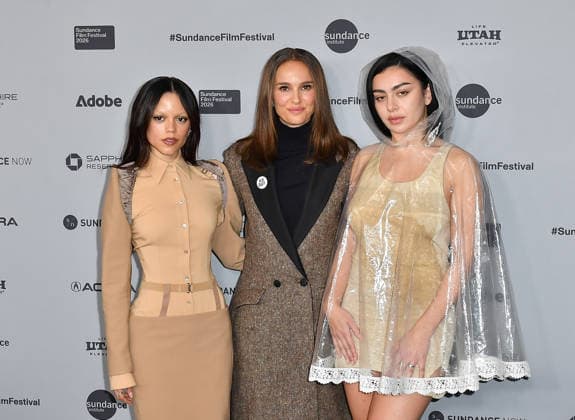 2026 Sundance Film Festival - The Gallerist Premiere Jenna Ortega, Natalie Portman, Charli xcx attend The Gallerist Premiere during the 2026 Sundance Film Festival at Eccles Center Theater on January 24, 2026 in Park City, Utah. Park City Eccles Theatre Utah United States of America Copyright: xCxFlanigan imageSPACEx