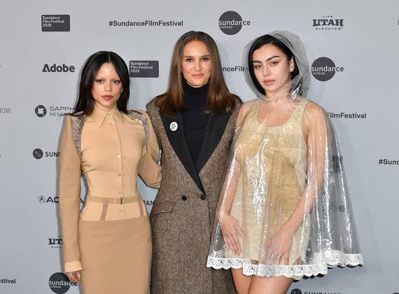2026 Sundance Film Festival - The Gallerist Premiere Jenna Ortega, Natalie Portman, Charli xcx attend The Gallerist Premiere during the 2026 Sundance Film Festival at Eccles Center Theater on January 24, 2026 in Park City, Utah. Park City Eccles Theatre Utah United States of America Copyright: xCxFlanigan imageSPACEx