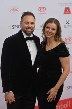 Steven Gaetjen Presenter , Nina EICHINGER 50 German Film Ball, Red Carpet, on 24 01 2026 at H o t e l B a y e r i s c h e r H o f, M u e n c h e n