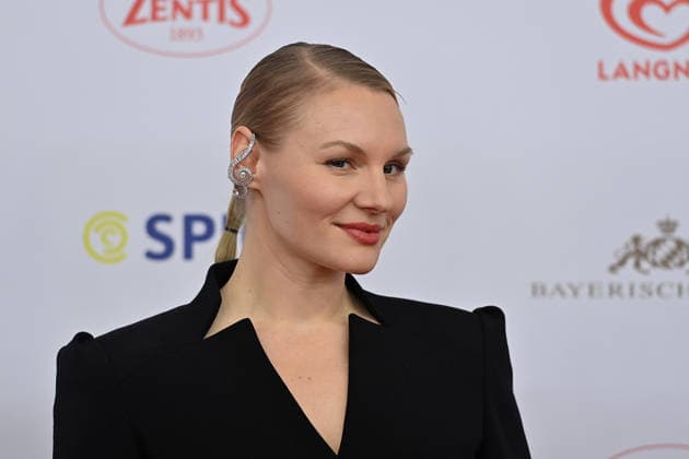 Rosalie Thomass actress, single picture, cropped single motif, portrait, portrait, portrait 50 German Film Ball, Red Carpet, Red Carpet, on 24 01 2026 at the H o t e l B a y e r i s c h e r H o f, M u e n c h e n