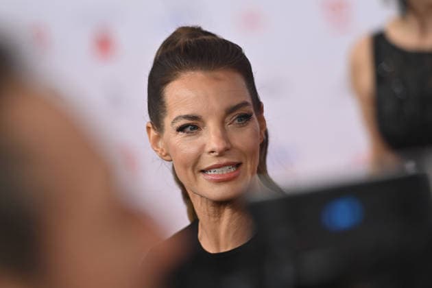 Yvonne CATTERFELD Actress single picture,cropped single motif,portrait,portrait 50 German Film Ball, Red Carpet,Red Carpet, on 24 01 2026 at the H o t e l B a y e r i s c h e r H o f, M u e n c h e n