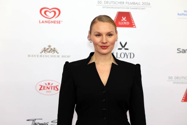 German Film Ball 2026 Rosalie Thomass on the red carpet 50 German Film Ball 2026 on 24 01 2026 at the Hotel Bayerischer Hof in Munich Bavaria, Germany