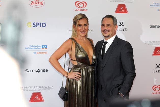 German Film Ball 2026 Moritz Bleibtreu and Saskia Bleibtreu on the red carpet 0 German Film Ball 2026 on 24 01 2026 at the Hotel Bayerischer Hof in Munich Bavaria, Germany