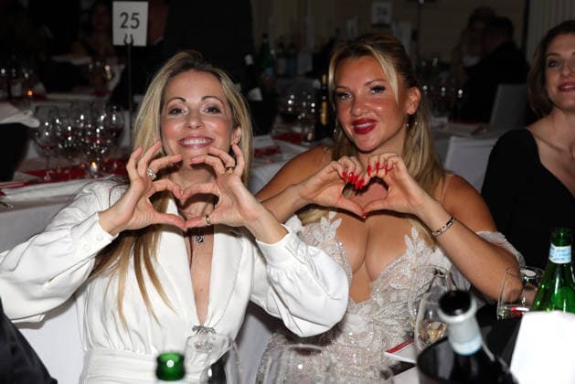 German Film Ball 2026 Evelyn Burdecki German reality TV participant and Andrea Kaiser German TV presenter and actress form a heart with their fingers in the ballroom at the After Show Party 50 German Film Ball 2026 on 24 01 2026 at the Hotel Bayerischer Hof in Munich Bavaria, Germany