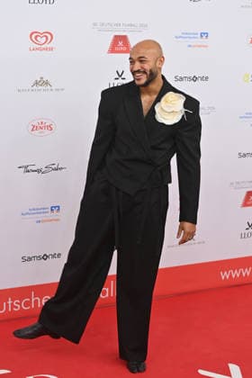 Malick Bauer Actor , single picture,crop, full body shot,whole figure 50 German Film Ball, Red Carpet, Red Carpet, on 24 01 2026 at the H o t e l B a y e r i s c h e r H o f, M u e n c h e n