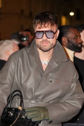 Andre Borchers Arrivals at the Hermès show at the Palais Brogniart Paris Fashion Week Prêt à Porter Homme Automne Hiver 2026 2027 Arrivals at the Hermès Collection Homme Prêt à Porter Automne Hiver 2026 2027 show during Paris Fashion Week PFW at the Palais Brogniart on January 24, 2026 Anne Sophie Guebet Bestimage Arrivals at the Hermès Mens Ready to Wear Autumn Winter 2026 2027 Collection show during Paris Fashion Week PFW at the Palais Brogniart on January 24, 2026 Paris France  Copyright: xAnne-SophiexGuebeyx xBestimagexAnne-SophiexGuebeyx xBestimagex
