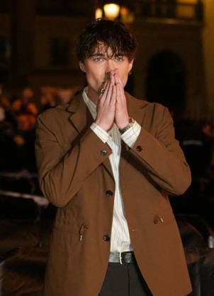 Nils Kuesel Arrivals at the Hermès show at the Palais Brogniart Paris Fashion Week Prêt à Porter Homme Automne Hiver 2026 2027 Arrivals at the Hermès Collection Homme Prêt à Porter Automne Hiver 2026 2027 show during Paris Fashion Week PFW at the Palais Brogniart on January 24, 2026 Anne Sophie Guebet Bestimage Arrivals at the Hermès Mens Ready to Wear Autumn Winter 2026 2027 Collection show during Paris Fashion Week PFW at the Palais Brogniart on January 24, 2026 Paris France  Copyright: xAnne-SophiexGuebeyx xBestimagexAnne-SophiexGuebeyx xBestimagex