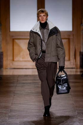 Hermès Mens Ready to Wear Autumn Winter 2026 2027 Collection fashion show during Paris Fashion Week PFW at Palais Brongniart on January 24, 2026 Hermès Mens Ready to Wear Autumn Winter 2026 2027 Collection fashion show during Paris Fashion Week PFW at Palais Brongniart on January 24, 2026 Paris France  Copyright: xAgencex xBestimagexAgencex xBestimagex
