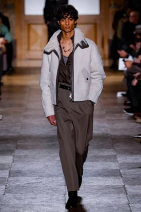 Hermès Mens Ready to Wear Autumn Winter 2026 2027 Collection fashion show during Paris Fashion Week PFW at Palais Brongniart on January 24, 2026 Hermès Mens Ready to Wear Autumn Winter 2026 2027 Collection fashion show during Paris Fashion Week PFW at Palais Brongniart on January 24, 2026 Paris France  Copyright: xAgencex xBestimagexAgencex xBestimagex