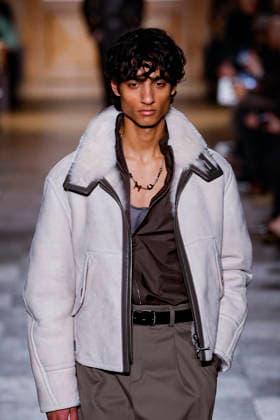 Hermès Mens Ready to Wear Autumn Winter 2026 2027 Collection fashion show during Paris Fashion Week PFW at Palais Brongniart on January 24, 2026 Hermès Mens Ready to Wear Autumn Winter 2026 2027 Collection fashion show during Paris Fashion Week PFW at Palais Brongniart on January 24, 2026 Paris France  Copyright: xAgencex xBestimagexAgencex xBestimagex