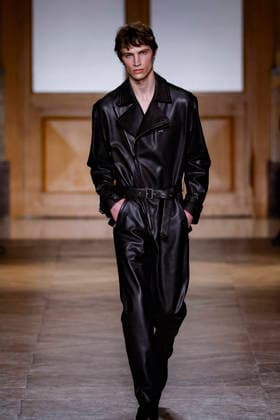 Hermès Mens Ready to Wear Autumn Winter 2026 2027 Collection fashion show during Paris Fashion Week PFW at Palais Brongniart on January 24, 2026 Hermès Mens Ready to Wear Autumn Winter 2026 2027 Collection fashion show during Paris Fashion Week PFW at Palais Brongniart on January 24, 2026 Paris France  Copyright: xAgencex xBestimagexAgencex xBestimagex