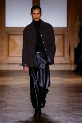 Hermès Mens Ready to Wear Autumn Winter 2026 2027 Collection fashion show during Paris Fashion Week PFW at Palais Brongniart on January 24, 2026 Hermès Mens Ready to Wear Autumn Winter 2026 2027 Collection fashion show during Paris Fashion Week PFW at Palais Brongniart on January 24, 2026 Paris France  Copyright: xAgencex xBestimagexAgencex xBestimagex