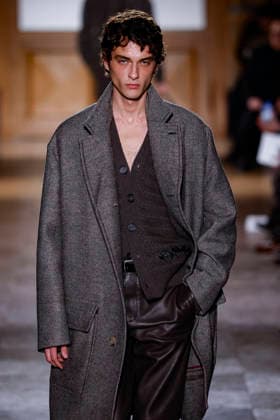 Hermès Mens Ready to Wear Autumn Winter 2026 2027 Collection fashion show during Paris Fashion Week PFW at Palais Brongniart on January 24, 2026 Hermès Mens Ready to Wear Autumn Winter 2026 2027 Collection fashion show during Paris Fashion Week PFW at Palais Brongniart on January 24, 2026 Paris France  Copyright: xAgencex xBestimagexAgencex xBestimagex