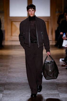 Hermès Mens Ready to Wear Autumn Winter 2026 2027 Collection fashion show during Paris Fashion Week PFW at Palais Brongniart on January 24, 2026 Hermès Mens Ready to Wear Autumn Winter 2026 2027 Collection fashion show during Paris Fashion Week PFW at Palais Brongniart on January 24, 2026 Paris France  Copyright: xAgencex xBestimagexAgencex xBestimagex