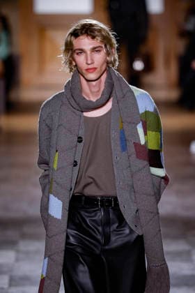 Hermès Mens Ready to Wear Autumn Winter 2026 2027 Collection fashion show during Paris Fashion Week PFW at Palais Brongniart on January 24, 2026 Hermès Mens Ready to Wear Autumn Winter 2026 2027 Collection fashion show during Paris Fashion Week PFW at Palais Brongniart on January 24, 2026 Paris France  Copyright: xAgencex xBestimagexAgencex xBestimagex