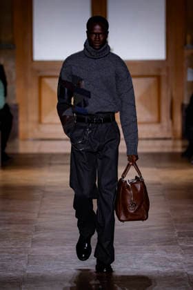 Hermès Mens Ready to Wear Autumn Winter 2026 2027 Collection fashion show during Paris Fashion Week PFW at Palais Brongniart on January 24, 2026 Hermès Mens Ready to Wear Autumn Winter 2026 2027 Collection fashion show during Paris Fashion Week PFW at Palais Brongniart on January 24, 2026 Paris France  Copyright: xAgencex xBestimagexAgencex xBestimagex