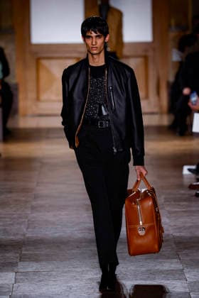 Hermès Mens Ready to Wear Autumn Winter 2026 2027 Collection fashion show during Paris Fashion Week PFW at Palais Brongniart on January 24, 2026 Hermès Mens Ready to Wear Autumn Winter 2026 2027 Collection fashion show during Paris Fashion Week PFW at Palais Brongniart on January 24, 2026 Paris France  Copyright: xAgencex xBestimagexAgencex xBestimagex