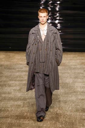 Kolor Mens Ready to Wear Autumn Winter 2026 2027 Collection fashion show during Paris Fashion Week PFW on January 24, 2026 Kolor Mens Ready to Wear Autumn Winter 2026 2027 Collection fashion show during Paris Fashion Week PFW on January 24, 2026 Paris France  Copyright: xAgencex xBestimagexAgencex xBestimagex