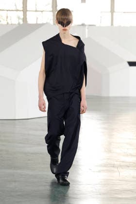 Kiko Kostadinov Mens Ready to Wear Autumn Winter 2026 2027 Collection fashion show during Paris Fashion Week PFW on January 24, 2026 Kiko Kostadinov Mens Ready to Wear Autumn Winter 2026 2027 Collection fashion show during Paris Fashion Week PFW on January 24, 2026 Paris France  Copyright: xAgencex xBestimagexAgencex xBestimagex