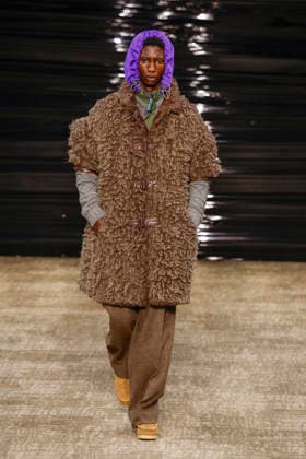 Kolor Mens Ready to Wear Autumn Winter 2026 2027 Collection fashion show during Paris Fashion Week PFW on January 24, 2026 Kolor Mens Ready to Wear Autumn Winter 2026 2027 Collection fashion show during Paris Fashion Week PFW on January 24, 2026 Paris France  Copyright: xAgencex xBestimagexAgencex xBestimagex