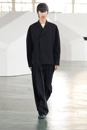 Kiko Kostadinov Mens Ready to Wear Autumn Winter 2026 2027 Collection fashion show during Paris Fashion Week PFW on January 24, 2026 Kiko Kostadinov Mens Ready to Wear Autumn Winter 2026 2027 Collection fashion show during Paris Fashion Week PFW on January 24, 2026 Paris France  Copyright: xAgencex xBestimagexAgencex xBestimagex