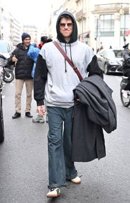 Semi exclusive Miguel Bernardeau from the Netflix series Elite leaves the Ritz Hotel during Paris Fashion Week PFW on January 25, 2026 Pierre Perusseau Bestimage Semi exclusive Miguel Bernardeau from the Netflix series Elite leaves the Ritz Hotel during Paris Fashion Week PFW on January 25, 2026 Paris France  Copyright: xPierrexPerusseaux xBestimagexPierrexPerusseaux xBestimagex
