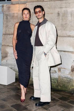 Natasha Andrews, Pierre Niney - Photo Call du Défilé de mode Jacquemus Collection Hommes Automne Hiver Printemps Été dans le cadre de la Fashion Week de Paris, France, le 25 janvier 2026 Olivier Borde Bestimage Photocall of the Jacquemus Show, Menswear Fall Win Collection as part of Paris Fashion Week, France, January, 2026 Olivier Borde Bestimage Paris France  Copyright: xOLIVIERxBORDEx xBESTIMAGExOLIVIERxBORDEx xBESTIMAGEx
